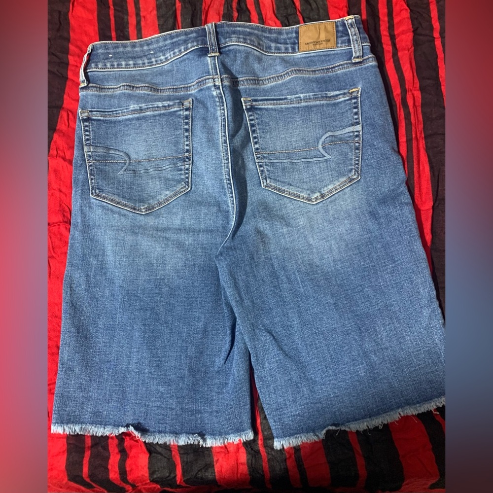 American Eagle Outfitters Denim Bermuda Shorts Blue Denim shorts Size UK16 - Picture 2 of 6